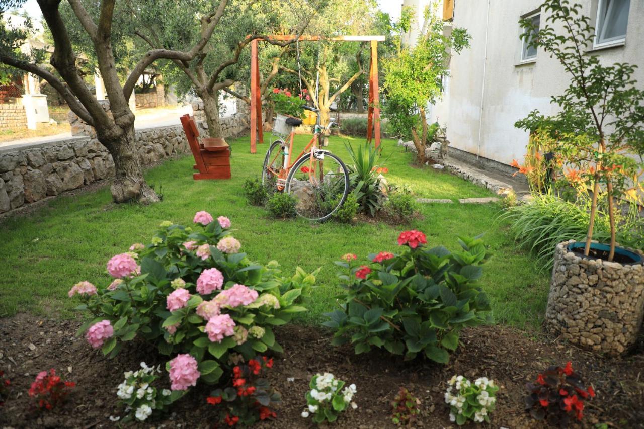 Apartmani Sarlija Pakoštane Exterior foto